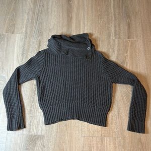 Banana Republic Woman’s size Medium crop top turtle neck sweater